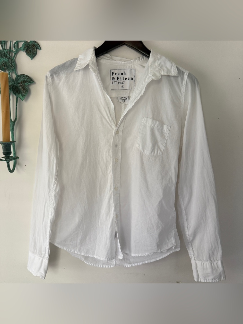 Frank & Eileen Barry White 100% Cotton Button Down Blouse Small